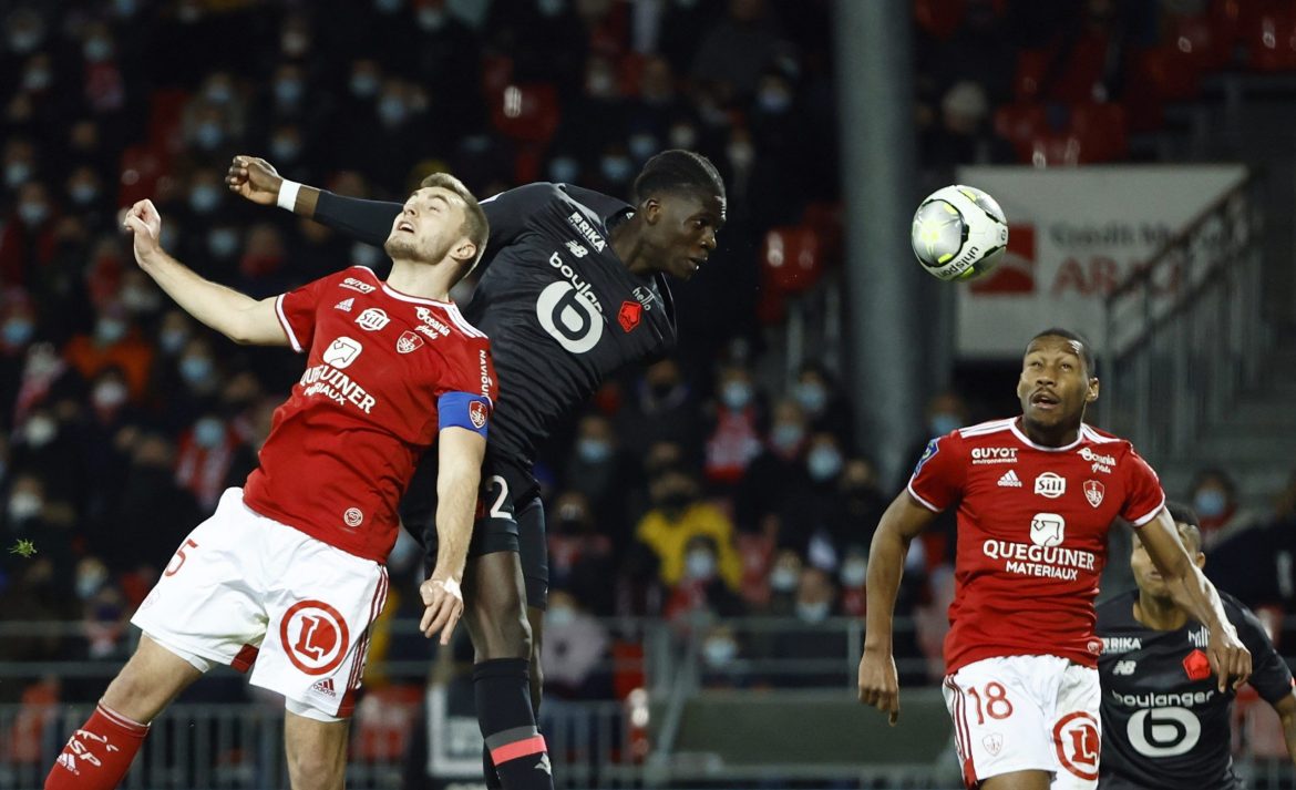 West Ham make £32.5m Amadou Onana offer