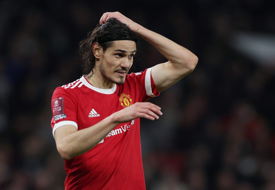 Man Utd suffer Cavani injury blow