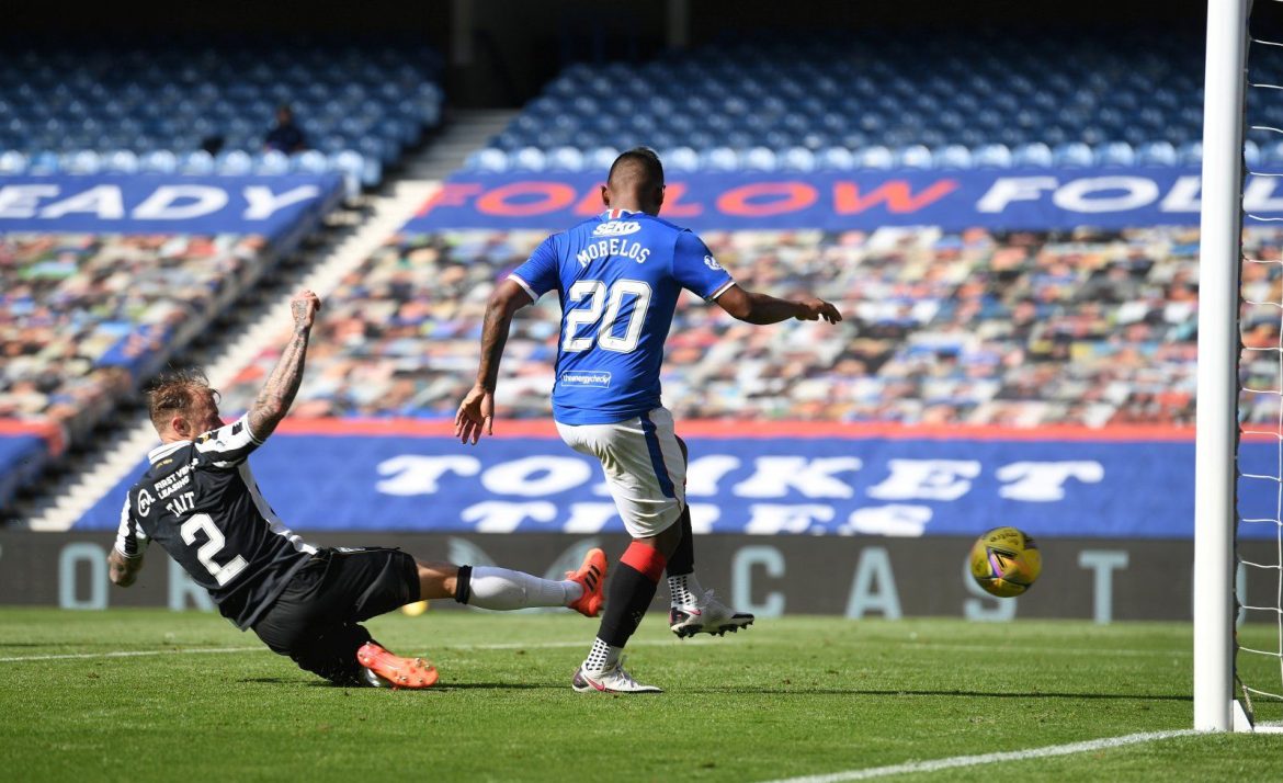 Glasgow Rangers: Alan Hutton discusses Gers’ "absolutely massive" call