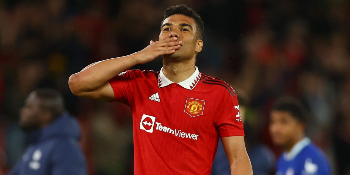 Man Utd Could Sign £60m Casemiro Partner At Old Trafford